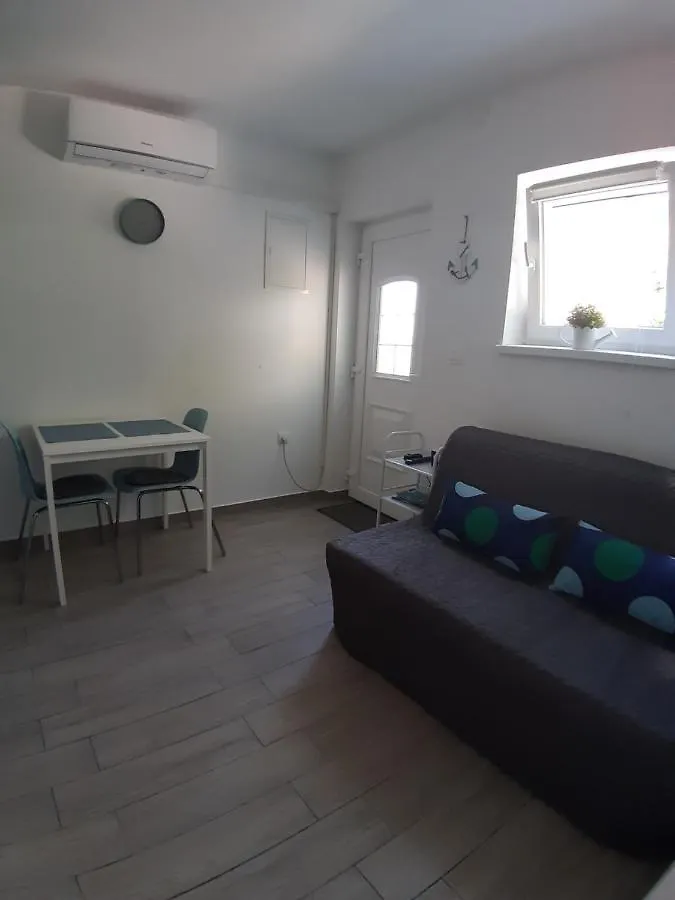 Studio Jelena Apartment Silo  Croatia